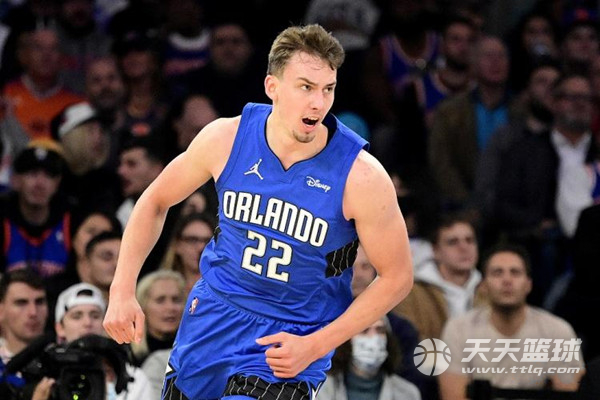 斤级比赛中 斤级比赛中