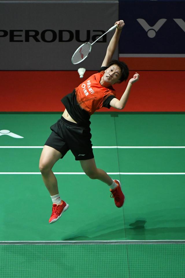 生活是否应 生活是否应