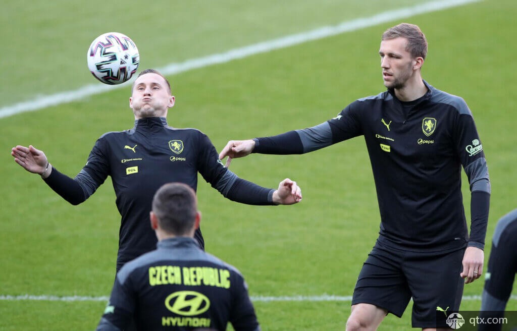 完成转身上 完成转身上